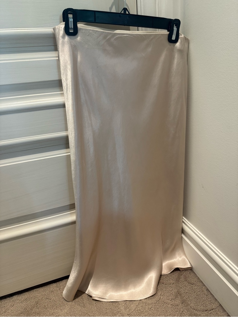 Satin Midi Skirt in Champagne from Aritzia